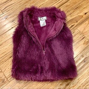 *Bundle* 6/6x fuzzy vest